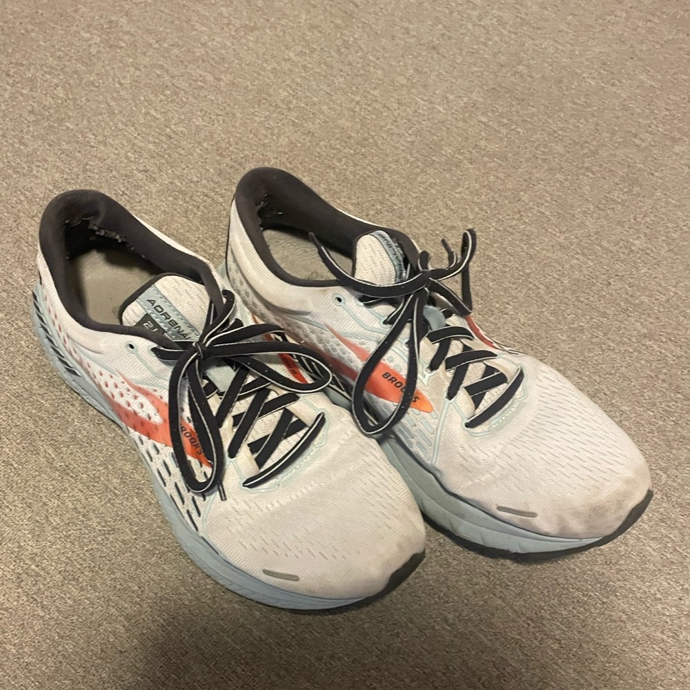 Brooks Adrenaline GTS 21